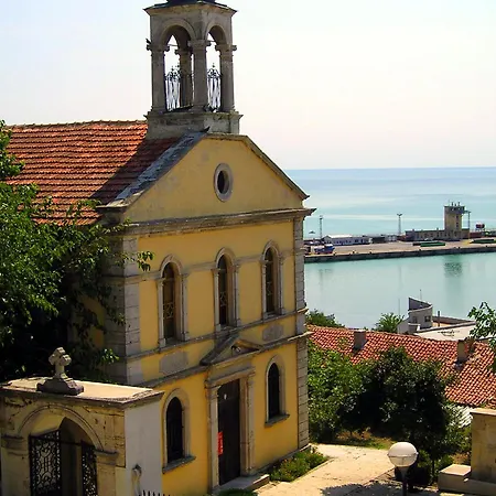 Guest house Maria 3*